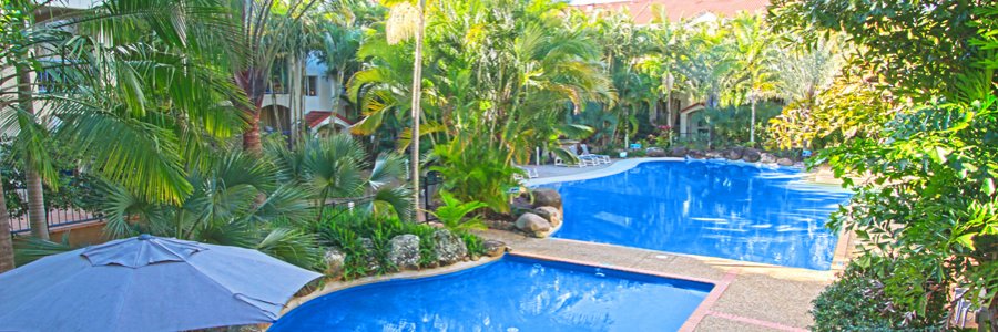 Sanctuary Lake Resort Gold Coast Tropical Pools